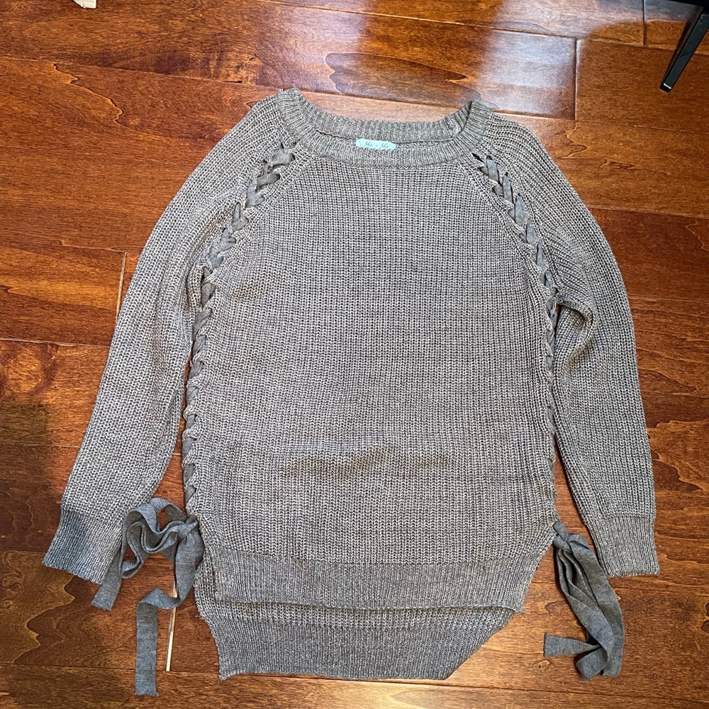 Knit sweater